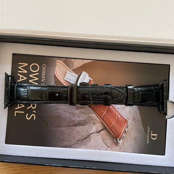 Longvadon Luxury Apple Watch Bands - Picture 3 of 5